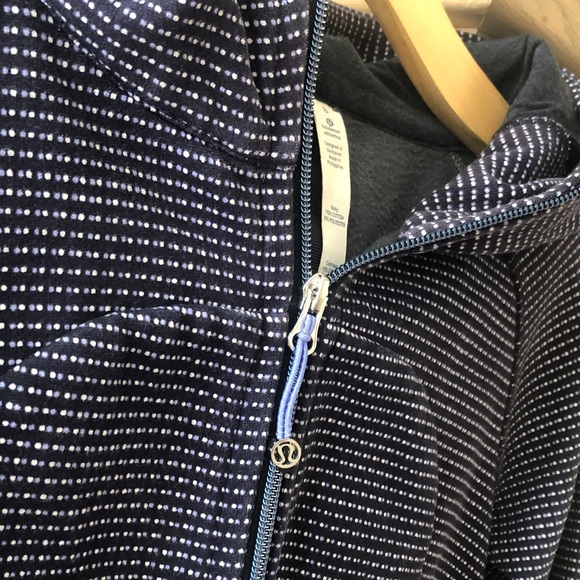 Lululemon Scuba Hoodie III in Double Dot Naval Blue Lullaby Naval Blue, Size 8 - Picture 10 of 14